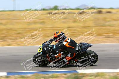 media/Apr-30-2023-CRA (Sun) [[020fcf5d43]]/Race 3-1000 Amateur Supersport/